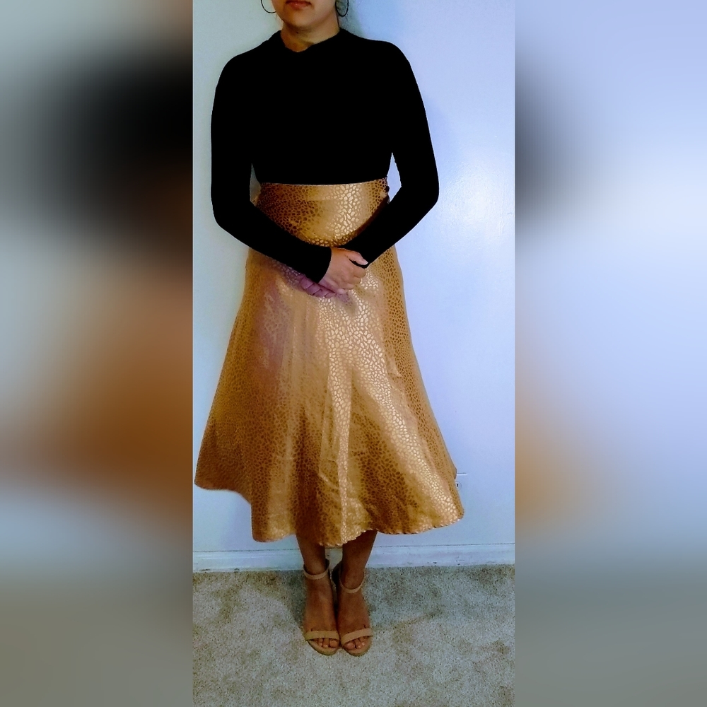 Golden skirt